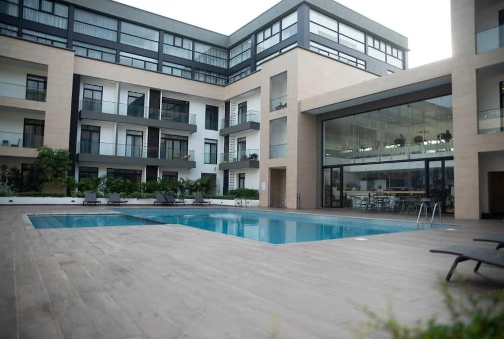 אקרה Pool View Apartment @Embassy Gardens מראה חיצוני תמונה